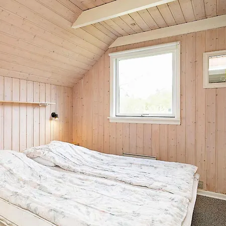 8 Person In Spottrup-by Traum Nyaraló