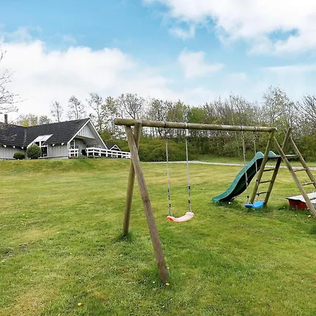 8 Person In Spottrup-by Traum Nyaraló *